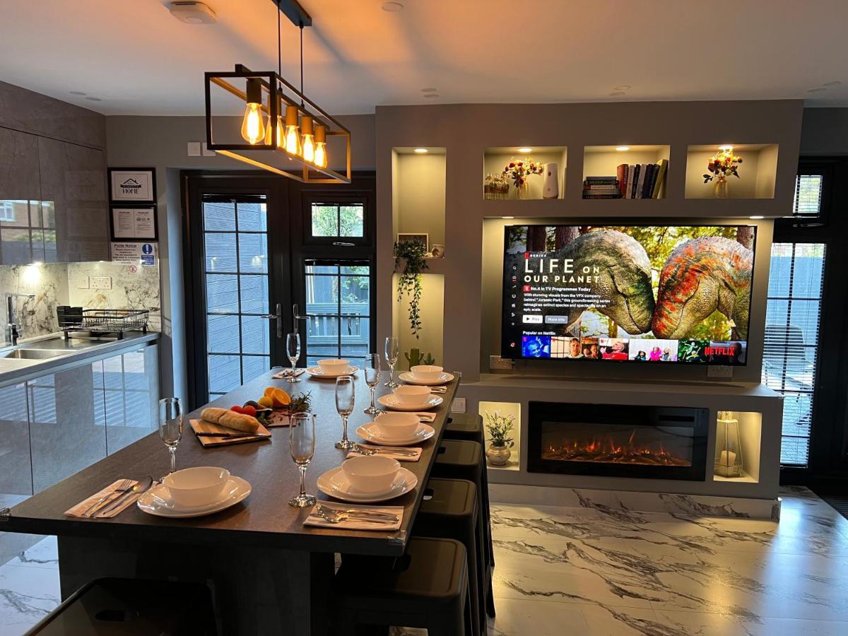 Urban Escape *4 Bedroom House* With Free Parking Birmingam Exterior foto