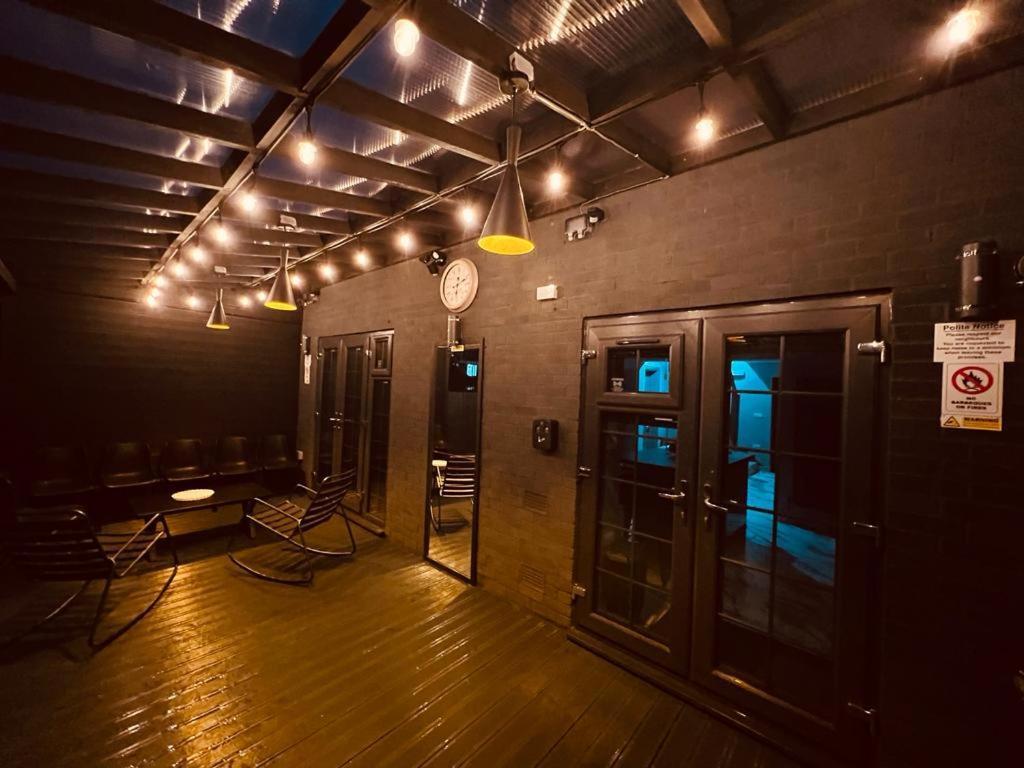 Urban Escape *4 Bedroom House* With Free Parking Birmingam Exterior foto